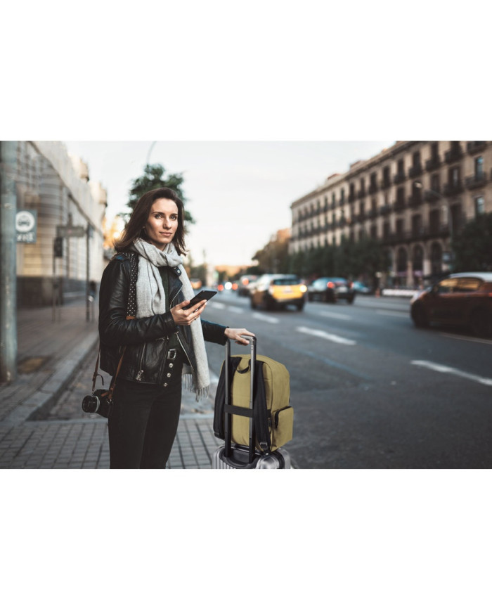 ADVENTURE. Mochila para computador portátil 15'6''